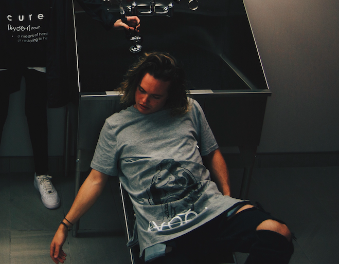 free . bird . long . tee . grey